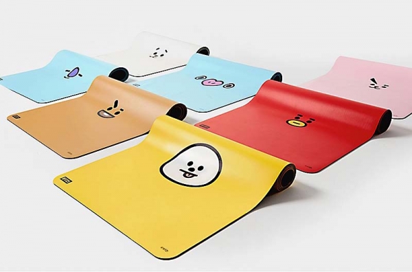 액티브웨어 브랜드 ‘젝시믹스’는 글로벌 인기 캐릭터 ‘BT21’과 협업한 홈트레이닝 에디션을 선보인다. 