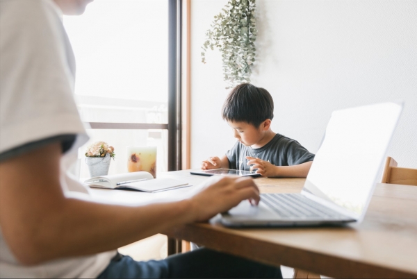 고용노동부가 워라벨 좋은 회사를 공시하는 제도를 검토한다. 사진=iStock